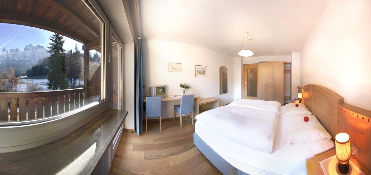 Hotel & Appartements Perwanger フィエー エクステリア 写真