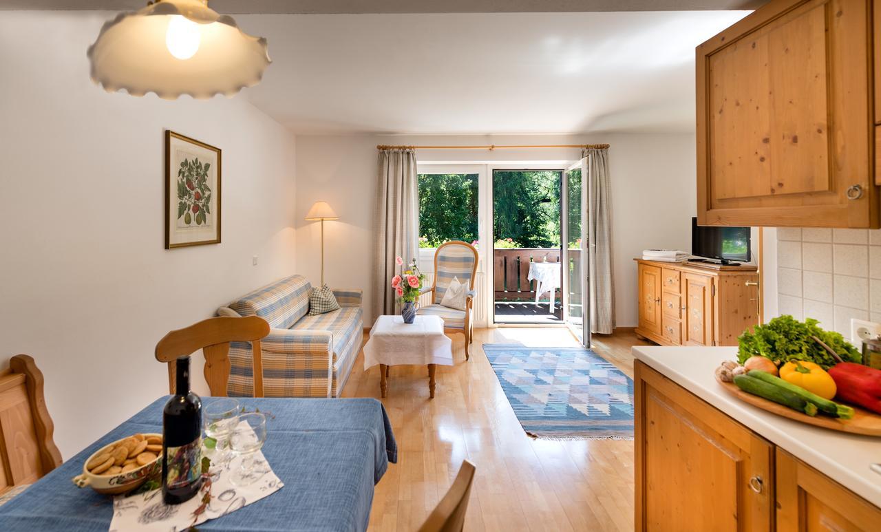 Hotel & Appartements Perwanger フィエー エクステリア 写真